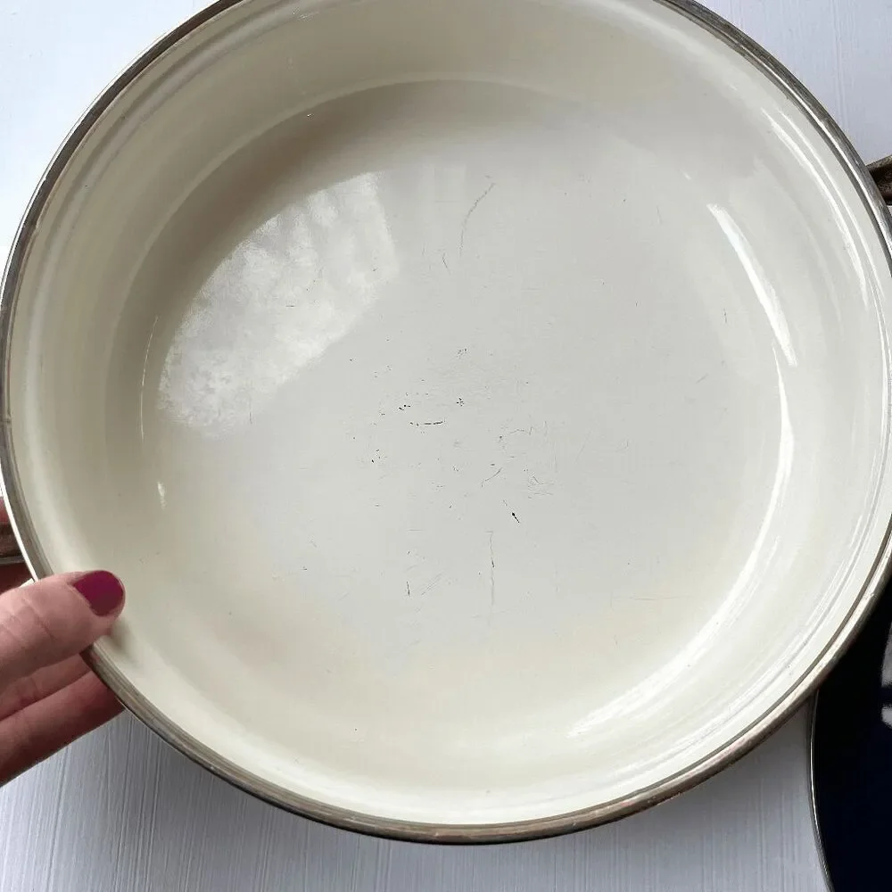 Vintage 1981 Asta Katja German Enamel Bakeware Dish Oak Leaf & Acorn